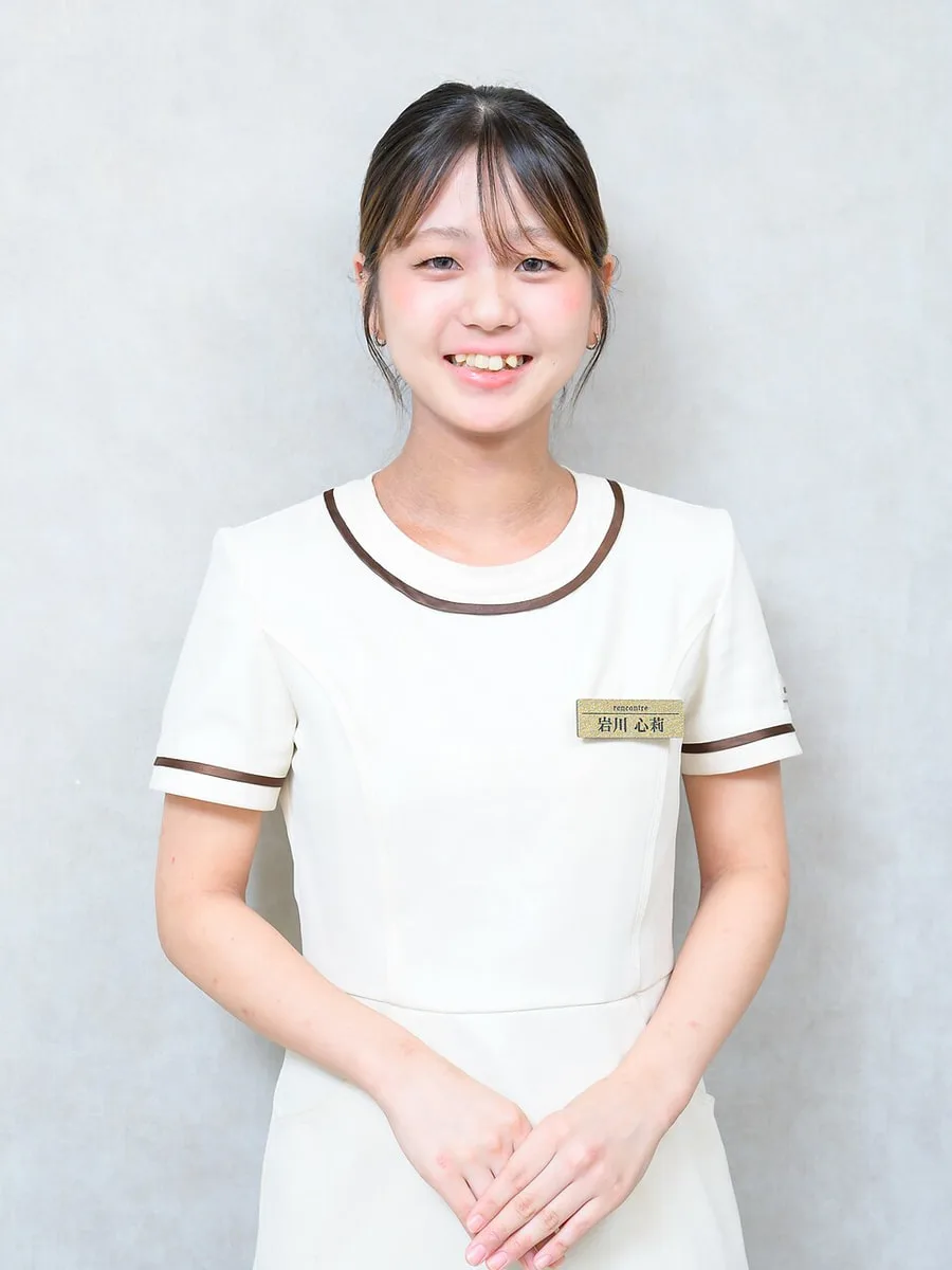 岩川 心莉